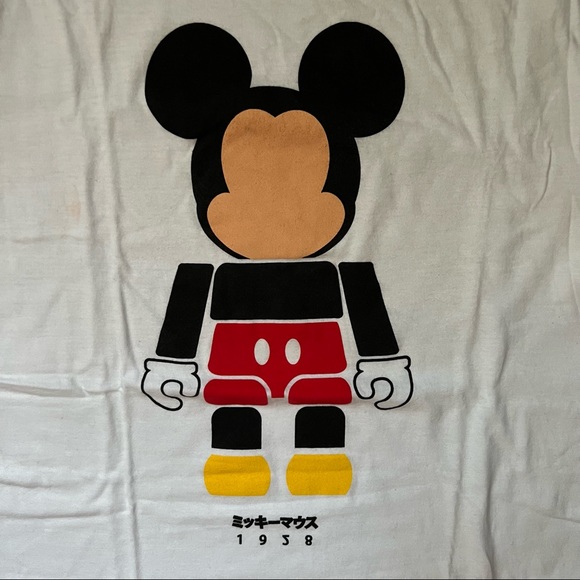💥3 for $30💥 Disney Mickey Mouse Tee by Neff - Picture 2 of 4